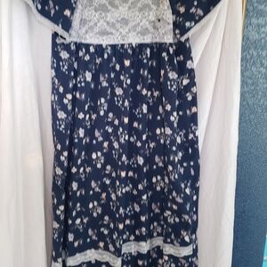 Blue and White Short Sleeve Midi Sundress. Vintage.
